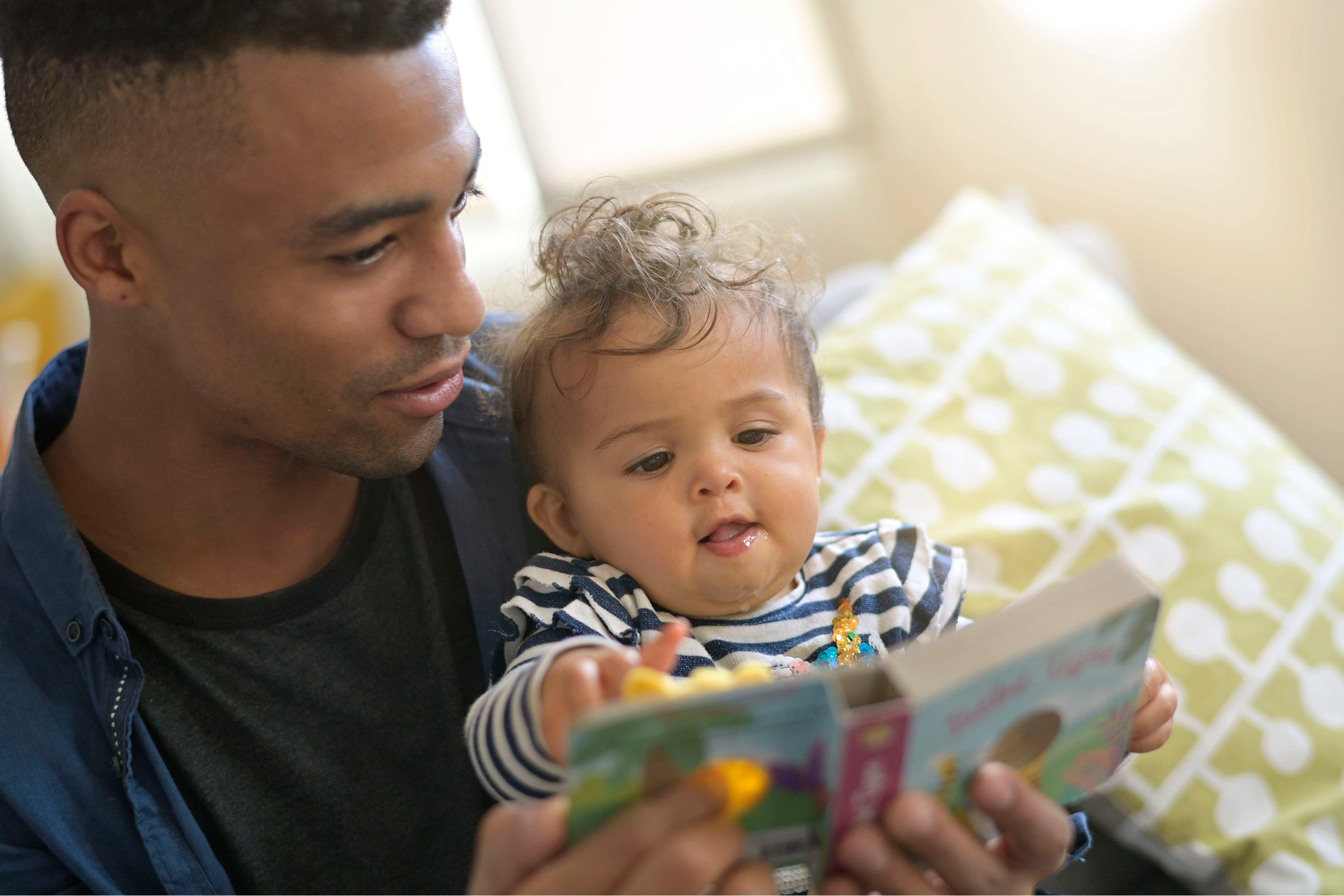 ¡Bienvenido a casa, bebé! (Welcome Home, Baby!) (New Books for Newborns)  (Spanish Edition)